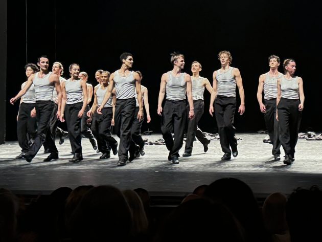 SAABA y Minus 16: lenguajes del movimiento entre el trance y la celebración